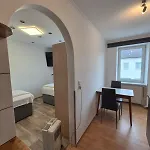 Krummnussbaum