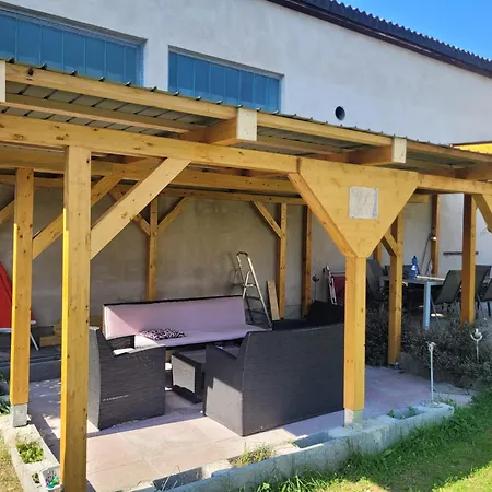 Krummnußbaum Apartment *